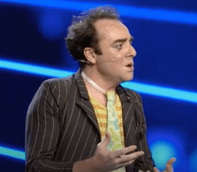 This Shy Clown Doesn’t Speak but Sings Opera During Audition