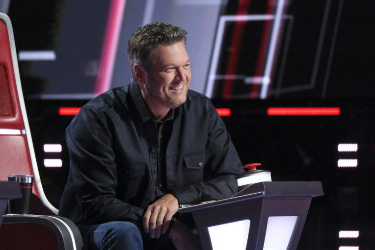 ‘The Voice’: Blake Shelton Name-Drops Gwen Stefani During Blind Auditions