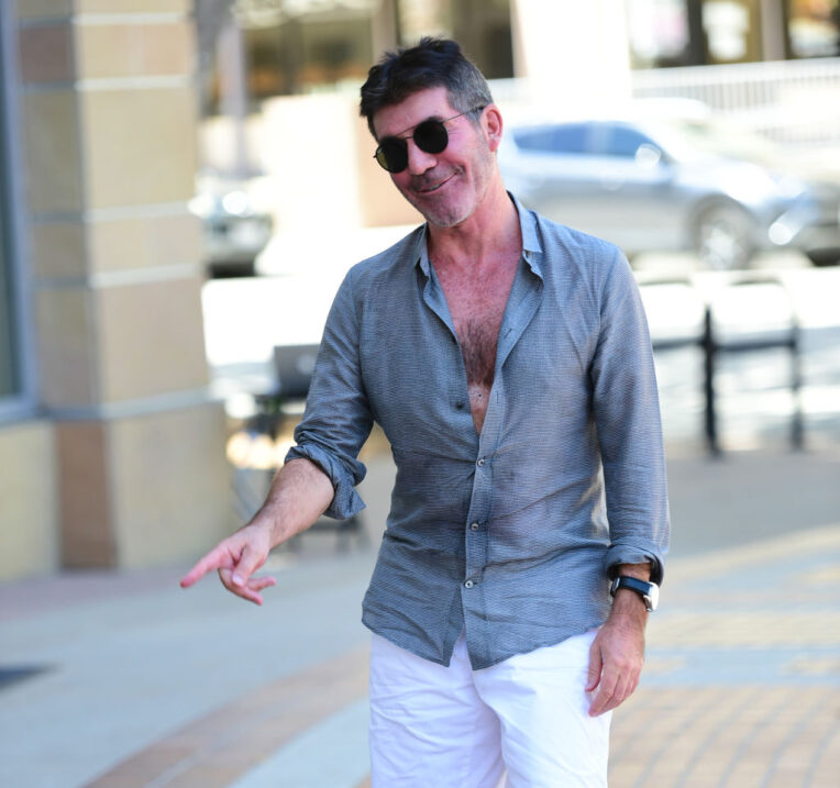 Simon Cowell’s New Musical Game Show ‘Walk The Line’ to Premiere This Year