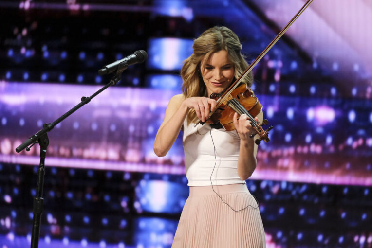 Violinist Gabriella Laberge Keeps Simon Cowell From Hitting Red Buzzer on ‘AGT’